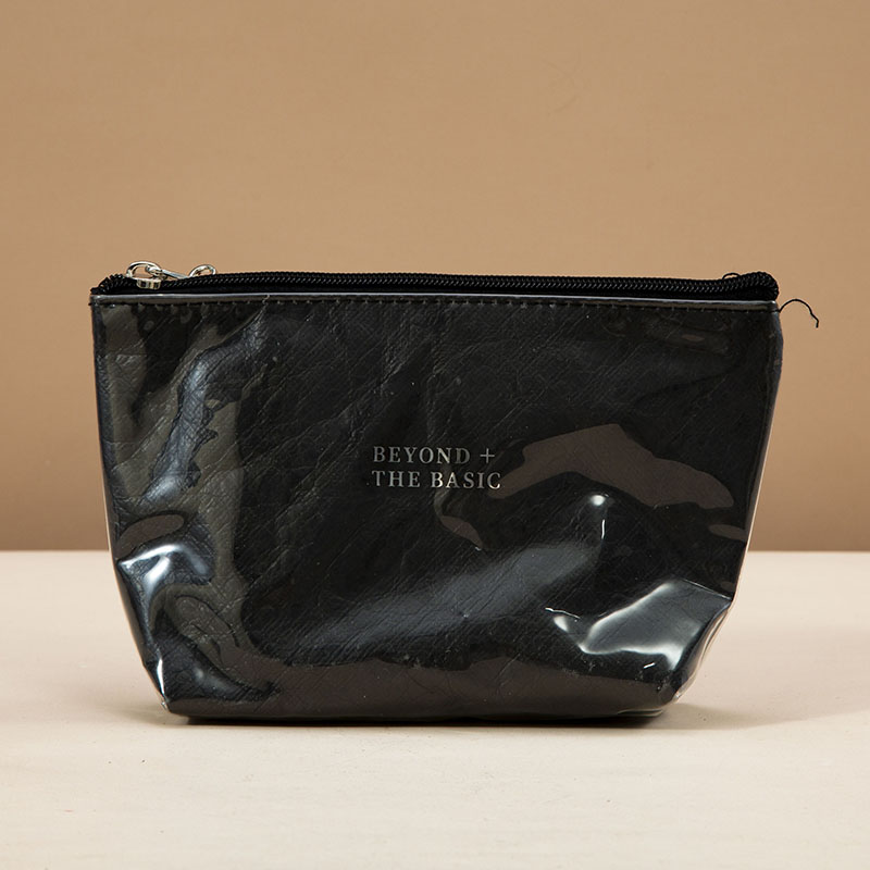 Miért válassza a PVC kozmetikai táskát?