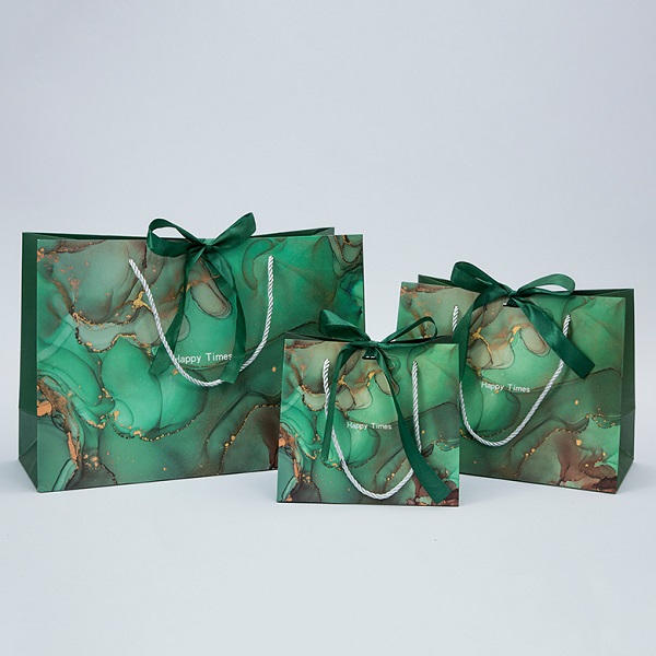 Nyomtatott papírzacskók